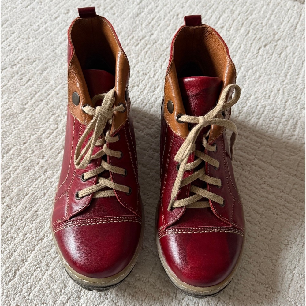 V Italia Red Leather Lace Up Ankle Boots Tan Trim Stitching Womens 38 US 7.5 - Picture 2 of 9